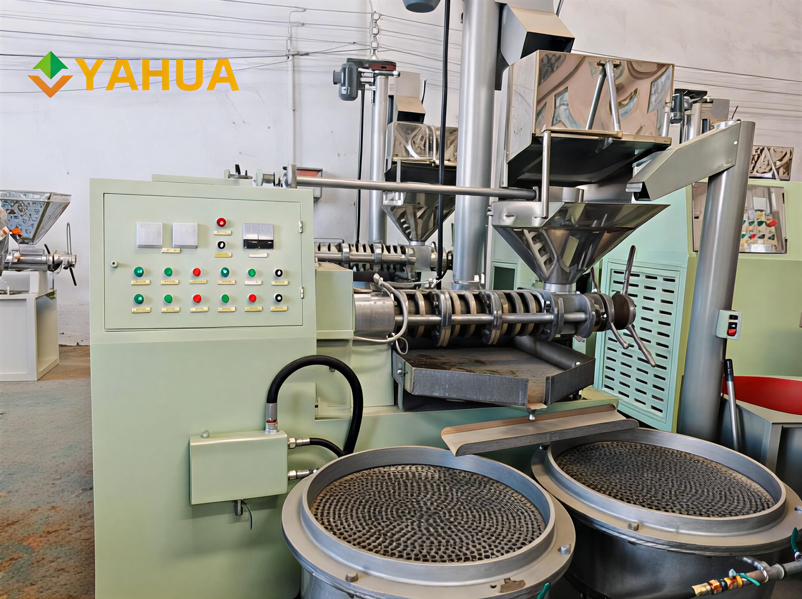 Automatic Hot and Cold Press Dual Use-Oil Press (Soybean, Sunflower Peanuts, Groundnuts)   300 - 400kgKG/H